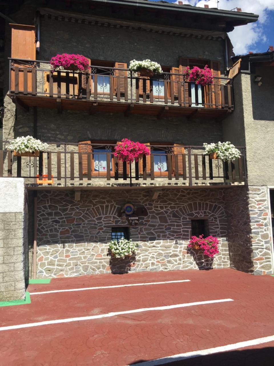 B&B La Vieille Meison De Pappa Sarre Exterior photo